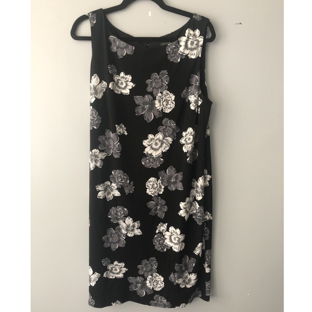 Ann Taylor Sleeveless Floral Dress
